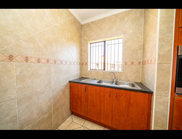 3 BEDROOM TOWNHOUSE FOR SALE IN RAND COLLIERIES